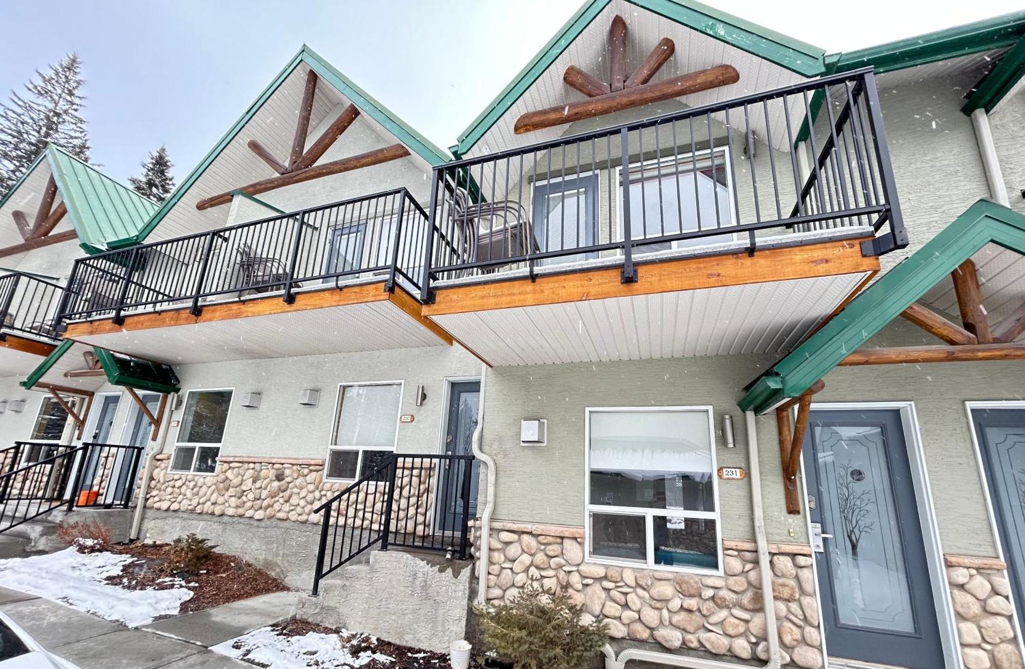 Banff Wood Lodge Canmore Bagian luar foto