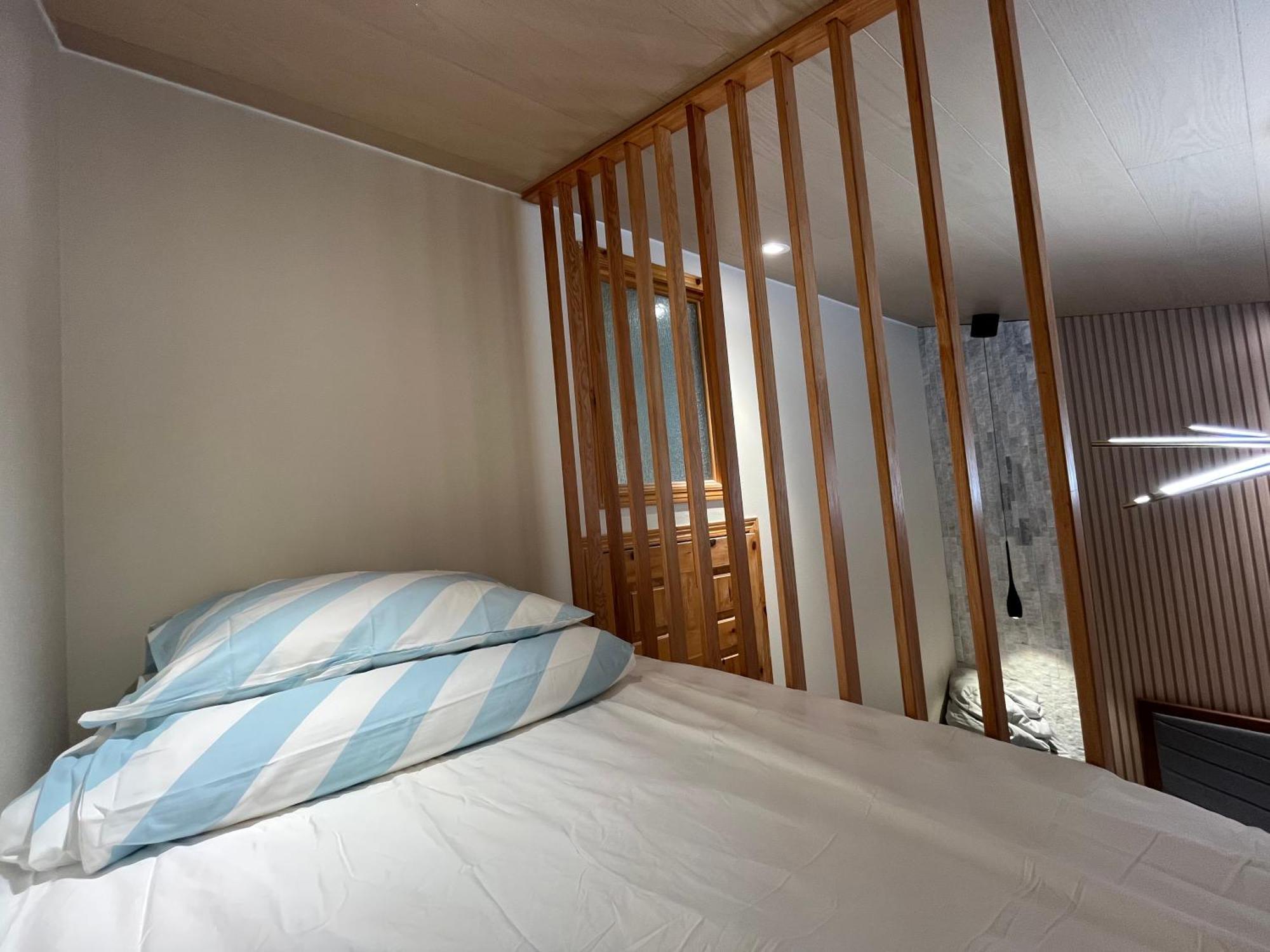 Banff Wood Lodge Canmore Bagian luar foto