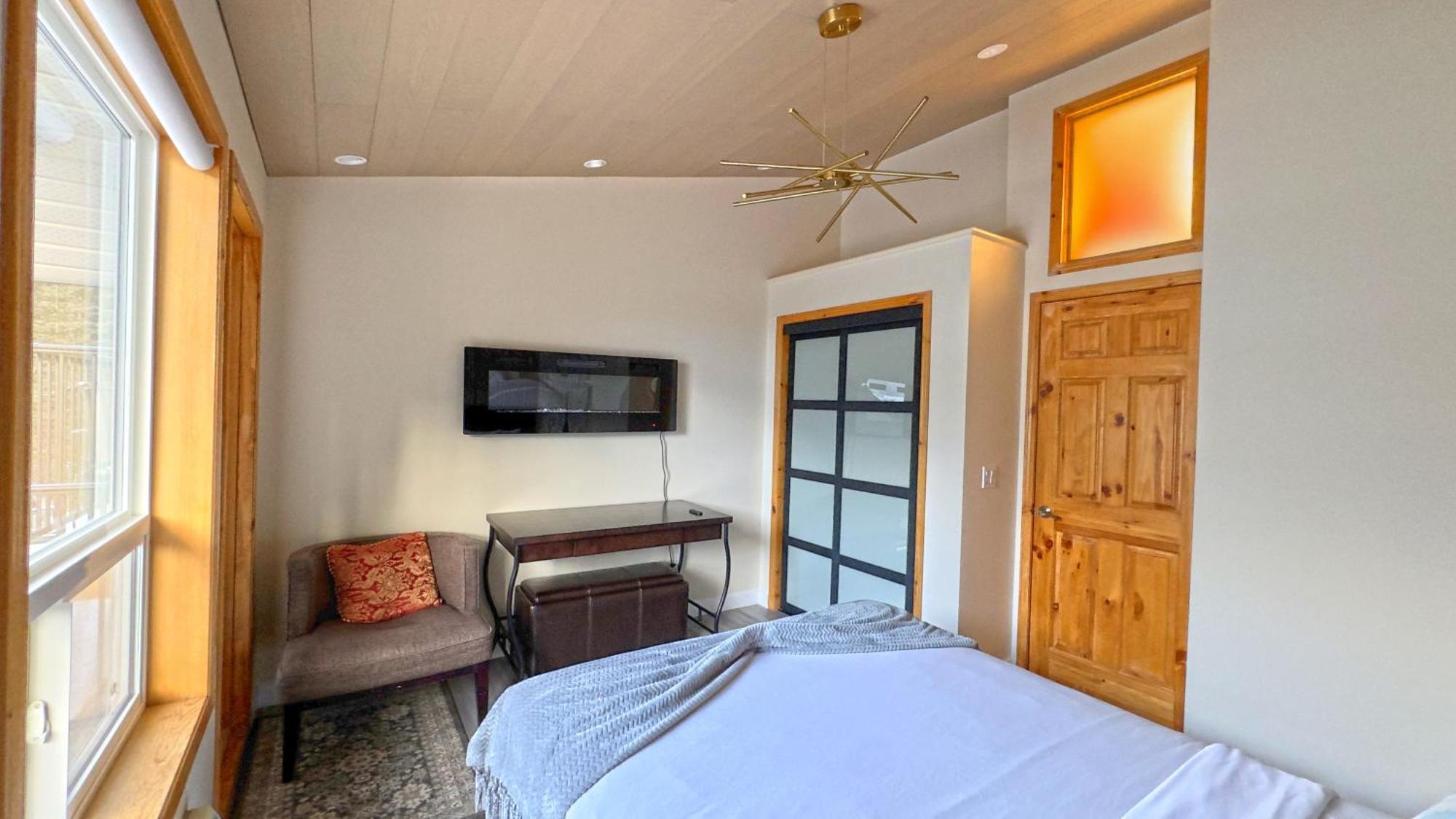 Banff Wood Lodge Canmore Bagian luar foto